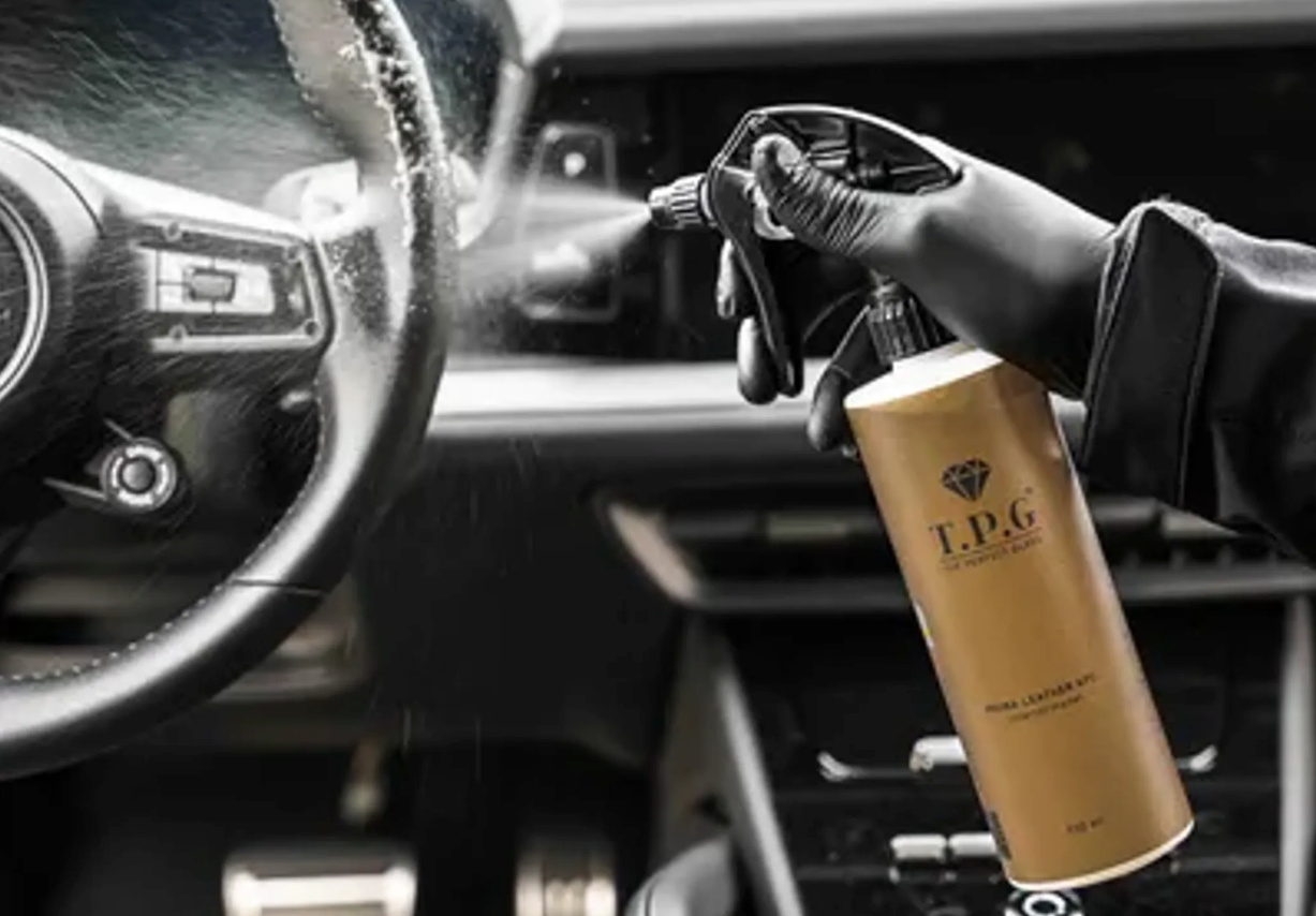 Innvendig bilpleie gjort enkelt: Slik holder du interiøret som nytt